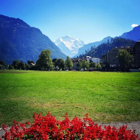 Apartamento Thun Alps Scenic Views And Concierge By Swisshut Därligen